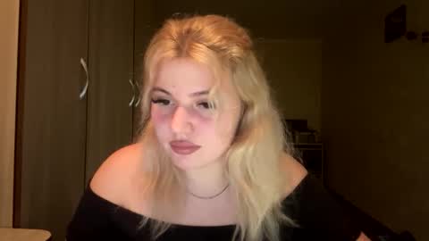 sunshinyflash online show from 11/25/25, 06:08