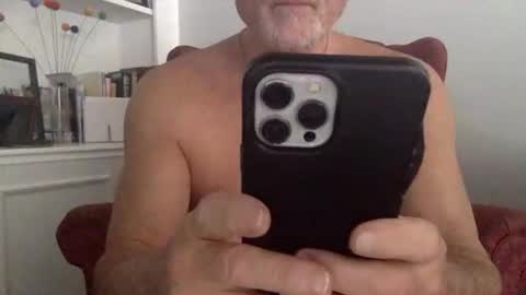 suntrdr077 online show from 12/14/25, 06:12