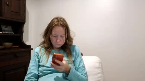 Snapshot of super_jony chatting on 02/25/25, 10:29 super jony and Marta GMT 1300-1800 every day online show from 02/25/25, 10:29