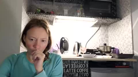 Snapshot of super_jony chatting on 03/06/25, 10:58 super jony and Marta GMT 1300-1800 every day online show from 03/06/25, 10:58