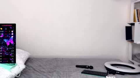 Snapshot of super_peach_stream chatting on 12/20/24, 08:45 ANNApvt open full info in bio online show from 12/20/24, 08:45