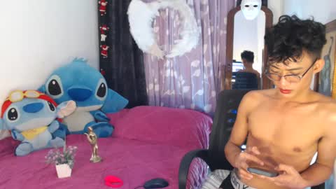 Snapshot of superasian143xx chatting on 02/01/25, 10:59 GAY online show from 02/01/25, 10:59