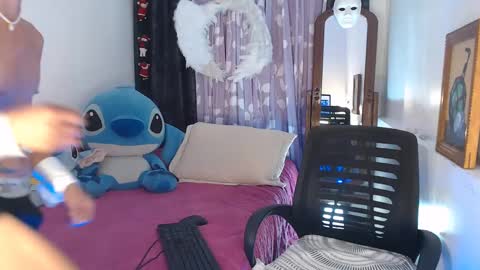 Snapshot of superasian143xx chatting on 02/09/25, 06:26 GAY online show from 02/09/25, 06:26