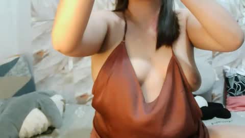 Snapshot of superb_ass25 chatting on 04/08/26, 05:13 KIMZY online show from 04/08/26, 05:13