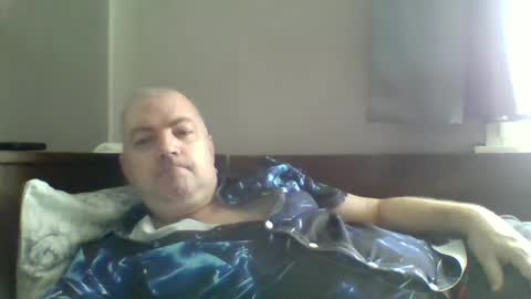 Snapshot of superboy78 chatting on 02/09/25, 11:47 superboy78 online show from 02/09/25, 11:47