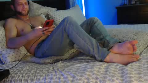 Snapshot of superbronnon chatting on 03/01/25, 02:48 Superbronnon online show from 03/01/25, 02:48