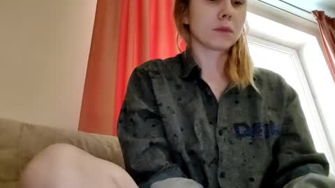 Snapshot of supereasyx chatting on 01/15/25, 06:22 Annie online show from 01/15/25, 06:22