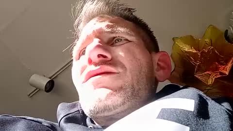 Snapshot of superhornedupgangsta831 chatting on 01/06/25, 10:37 SuperhorndupGangsta online show from 01/06/25, 10:37