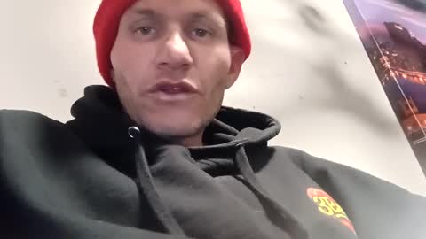 Snapshot of superhornedupgangsta831 chatting on 03/02/25, 10:38 SuperhorndupGangsta online show from 03/02/25, 10:38