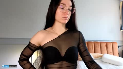 Anna online show from 12/30/24, 10:10