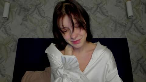 Snapshot of superior_cat chatting on 01/08/25, 12:49 Una online show from 01/08/25, 12:49