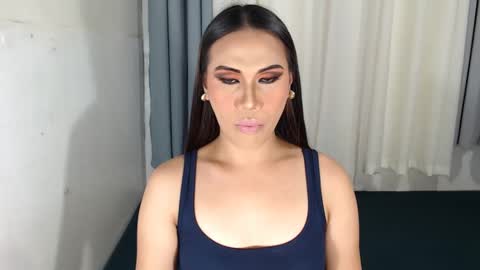 Snapshot of supernatalie_ chatting on 02/05/25, 10:19 Natalie Portman online show from 02/05/25, 10:19