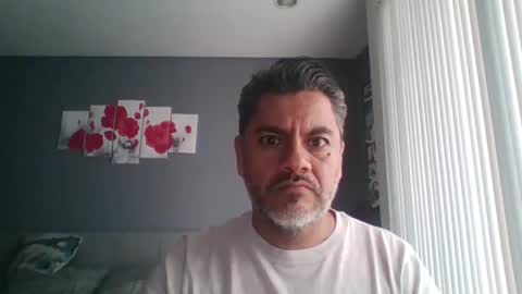 Snapshot of supernovarise chatting on 02/23/25, 12:19 supernovarise online show from 02/23/25, 12:19