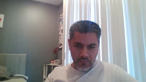 Snapshot of supernovarise chatting on 03/04/25, 05:45 supernovarise online show from 03/04/25, 05:45