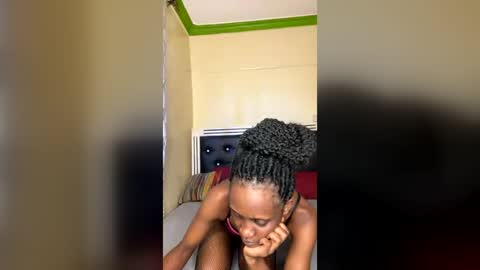Snapshot of supersexxy_chyna chatting on 06/19/26, 10:08 supersexxy_chyna online show from 06/19/26, 10:08