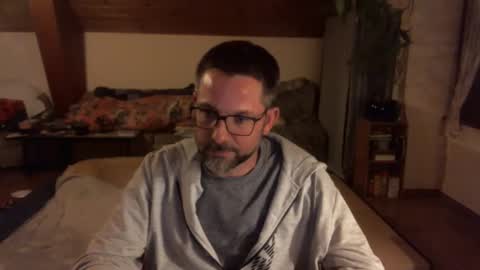 Snapshot of supersquirrel81 chatting on 12/03/25, 05:44 supersquirrel81 online show from 12/03/25, 05:44