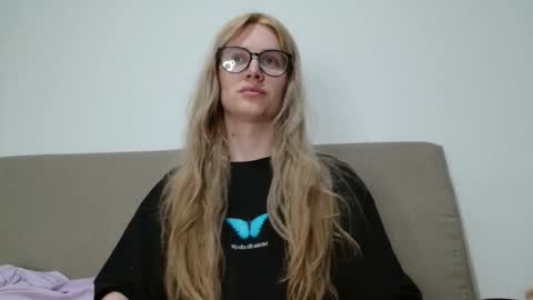 Luna online show from 02/01/26, 08:18