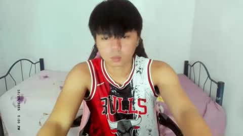 Snapshot of supr4m0 chatting on 10/29/25, 09:00 supr4m0 online show from 10/29/25, 09:00