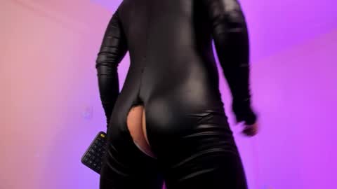 llllSupra llll online show from 11/08/25, 06:18