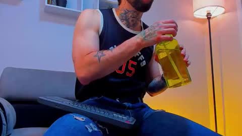 supreme_alpha_ online show from 11/20/25, 03:28