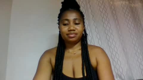 Snapshot of surbelle chatting on 07/08/26, 10:31 surbelle online show from 07/08/26, 10:31