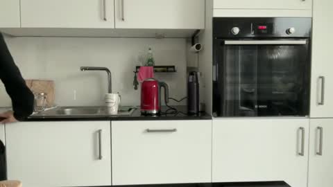 surfstar81 online show from 02/01/26, 07:51