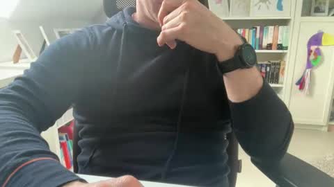 surfstar81 online show from 04/20/26, 09:56