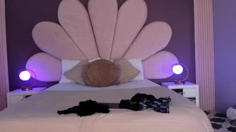 Susann online show from 04/16/26, 11:44