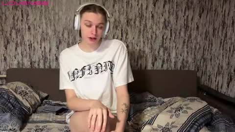 Snapshot of susan228 chatting on 01/07/25, 10:01 Vladiva online show from 01/07/25, 10:01