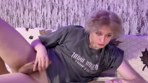 Snapshot of susan228 chatting on 01/19/25, 06:20 Vladiva online show from 01/19/25, 06:20