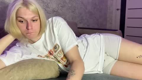 Snapshot of susan228 chatting on 10/15/25, 08:53 Vladiva online show from 10/15/25, 08:53