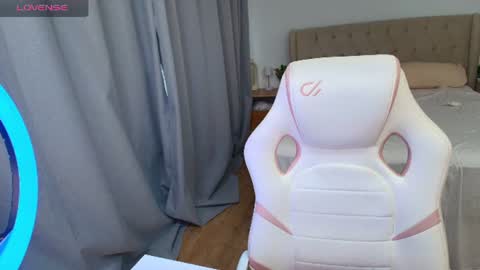 Susan online show from 07/04/26, 11:49