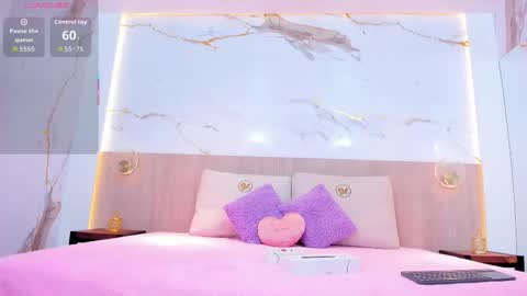 Susan online show from 11/27/25, 11:45