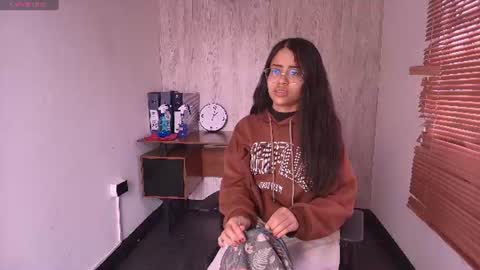 susan_voltaire online show from 07/13/26, 03:59