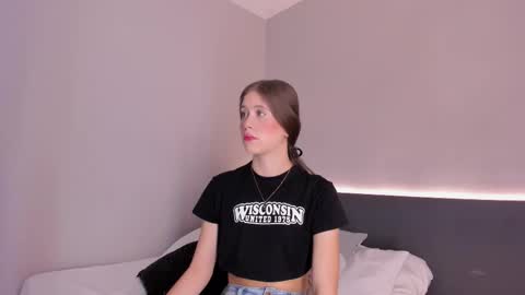 Snapshot of susana_huston chatting on 10/14/25, 05:36 susana_huston online show from 10/14/25, 05:36