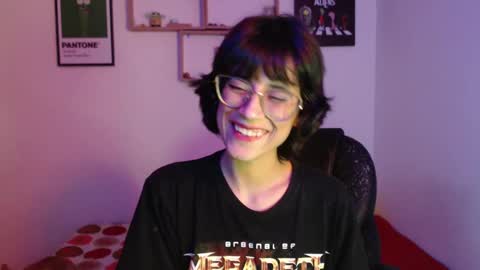 susana_w online show from 02/14/25, 04:26