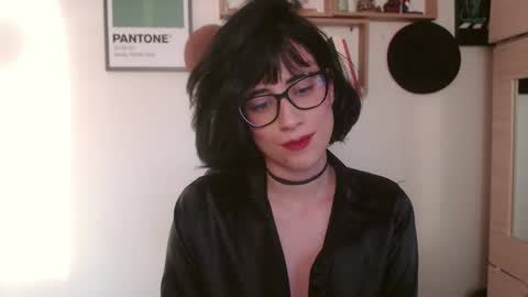susana_w online show from 09/20/25, 10:33