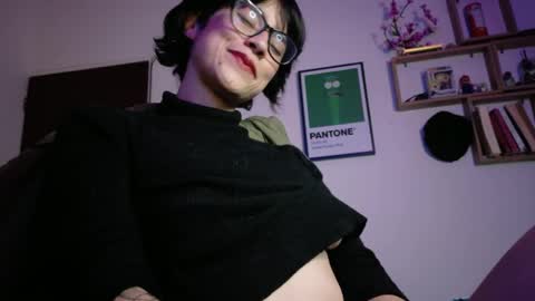 Snapshot of susana_w chatting on 05/19/26, 01:56 susana_w online show from 05/19/26, 01:56