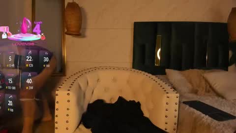 Snapshot of susana_williamss chatting on 11/12/25, 08:52 Susana W online show from 11/12/25, 08:52