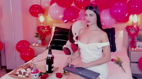 Snapshot of susanadams1 chatting on 02/14/26, 12:35 Susan online show from 02/14/26, 12:35