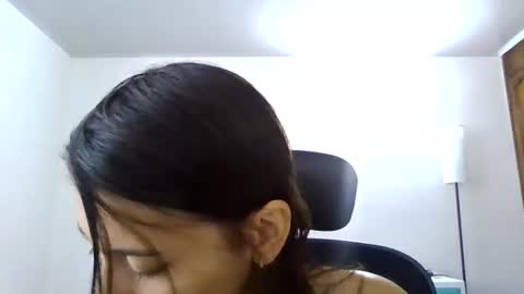 Snapshot of susanaduncann chatting on 06/18/26, 02:10 Susana online show from 06/18/26, 02:10