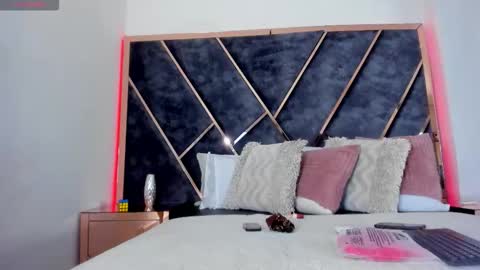 susanahenao online show from 01/07/26, 03:25