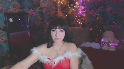 Snapshot of susanlanice chatting on 01/05/25, 12:53 SusanLaNice online show from 01/05/25, 12:53