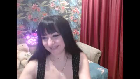 Snapshot of susanlanice chatting on 03/10/25, 12:48 SusanLaNice online show from 03/10/25, 12:48