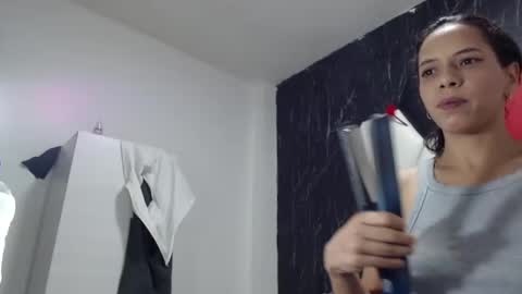 Snapshot of susanleroy chatting on 12/28/24, 04:30 susanleroy online show from 12/28/24, 04:30