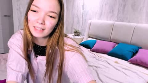 susannjohnson online show from 02/06/25, 03:09