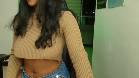 Snapshot of susanrhodes_ chatting on 11/04/25, 08:57 Susan Rhodes online show from 11/04/25, 08:57