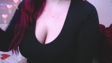 Snapshot of susanzoro99 chatting on 10/21/25, 08:37 Susan online show from 10/21/25, 08:37