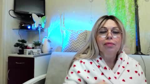 SusiexNoreen online show from 04/16/26, 02:56