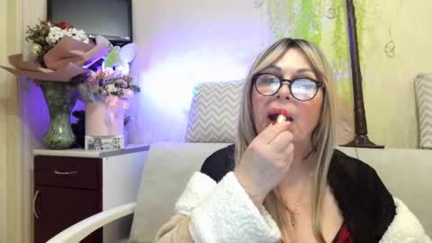 Snapshot of susiexnoreen chatting on 05/01/26, 07:13 SusiexNoreen online show from 05/01/26, 07:13